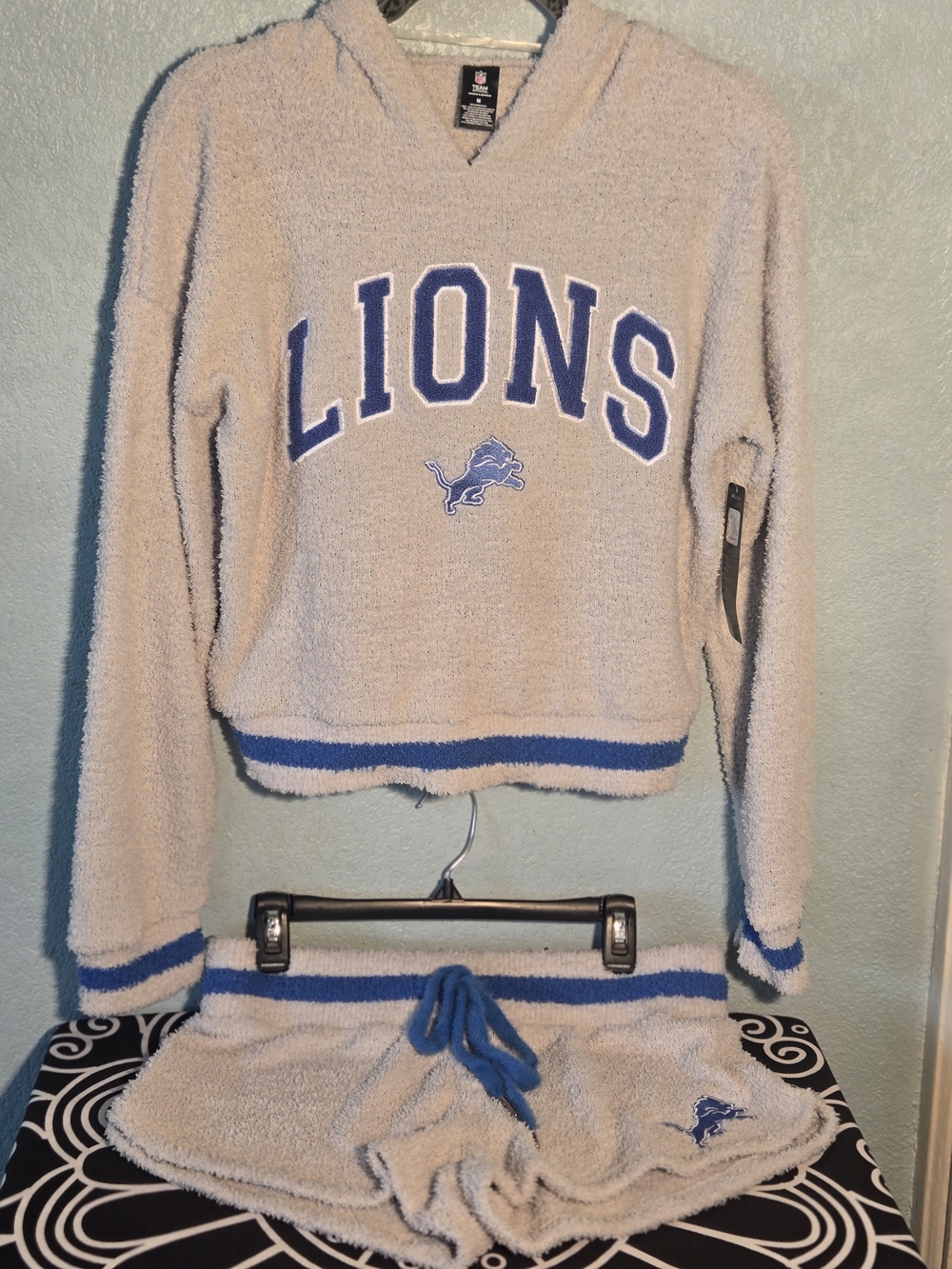 Detroit Lions Cozy Hoodie & Shorts Set - Light Heather Gray with Blue
